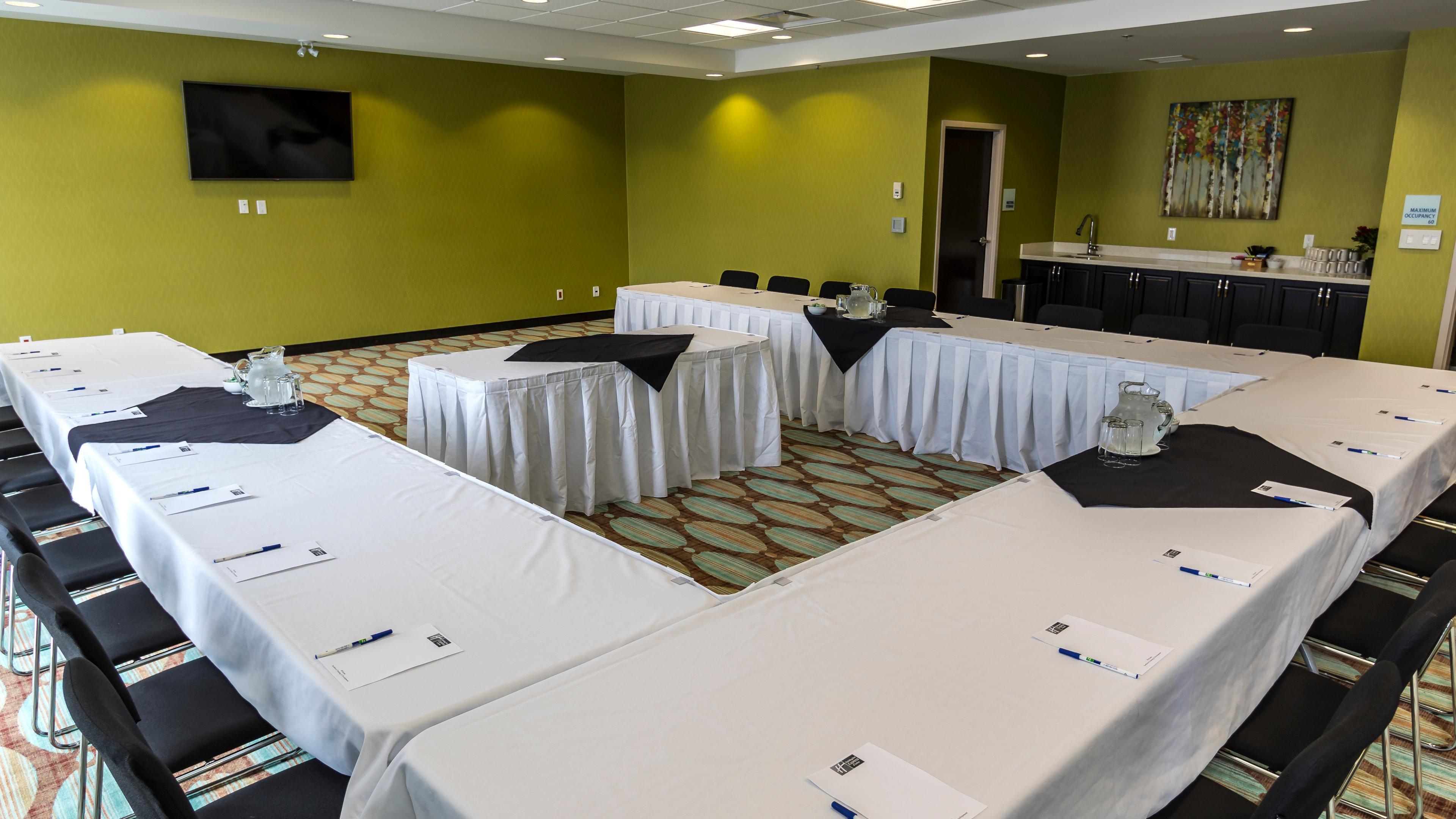 Holiday Inn Express Thunder Bay By Ihg Buitenkant foto